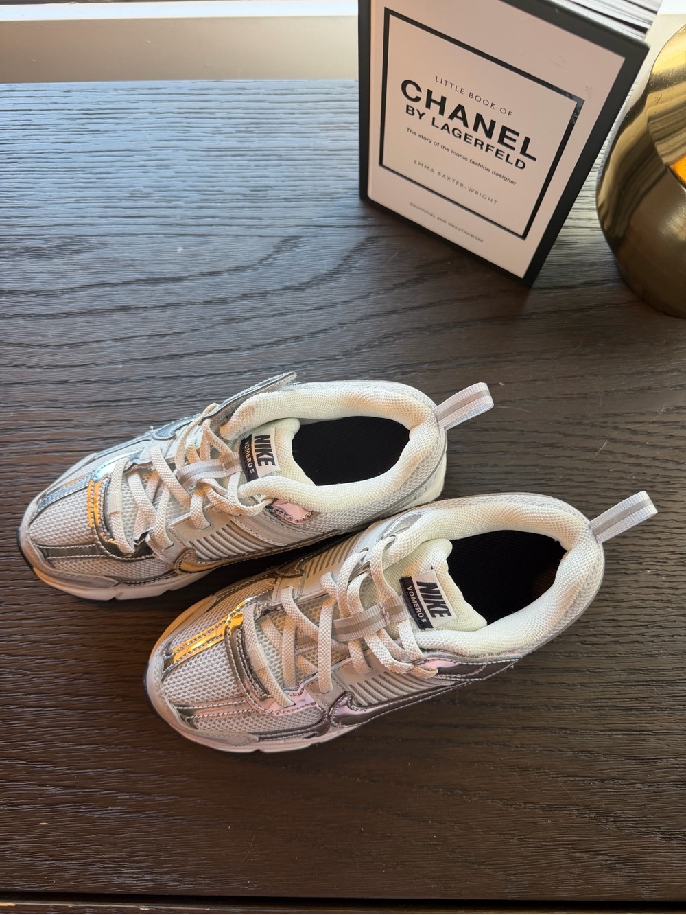 Nike Vomero 5 Metallic Silver White Sneakers – Kids Size 3Y